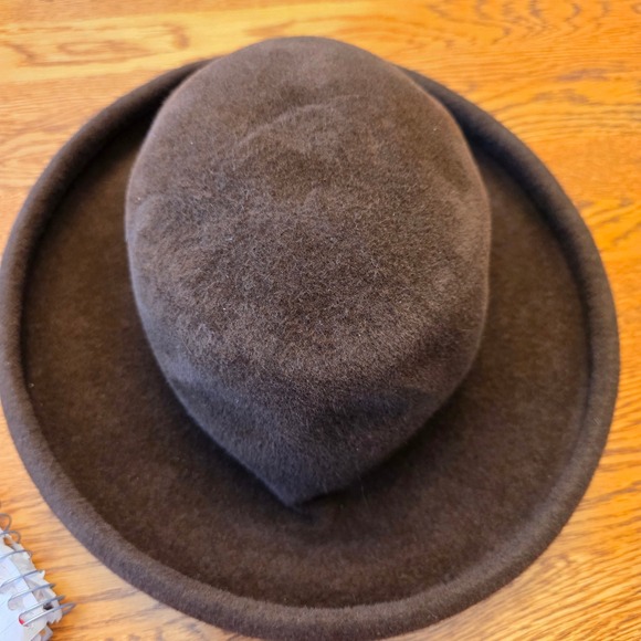 Eric Javits Women's Brown Velour Felt Fedora Hat Packable - Picture 7 of 8